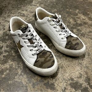 Vintage Havana Grande Womens‎ 8 White Camo Gold Star Sneaker EUC